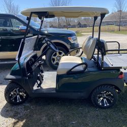 2018 Club car Golf Cart Presidente Electric