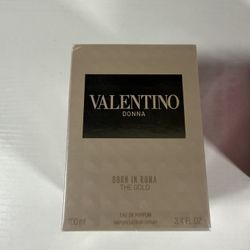 Valentino Born In Roma The Gold Donna Eau de Parfum.  