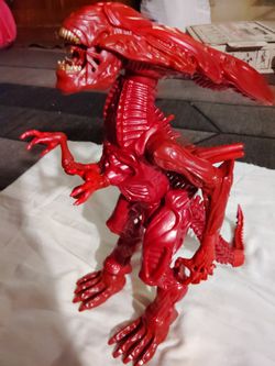 Lanard Light & Sound Deluxe Alien Queen Giant Action Creature