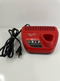 MILWAUKEE 48-59-2401 - M12 Battery Charger 12v Lithium Ion Genuine USED   TL