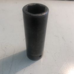 Snap On 1/2 inch Drive 6 Point Deep Impact Socket #SIM240 Used In Great Condition