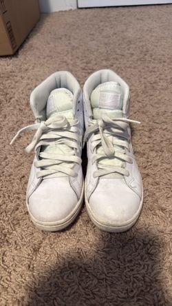 White Nike shoes