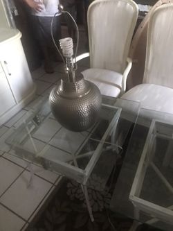 Sofas and two end tables with lamps