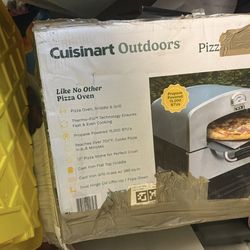 Cuisinart Outdoor pizza oven