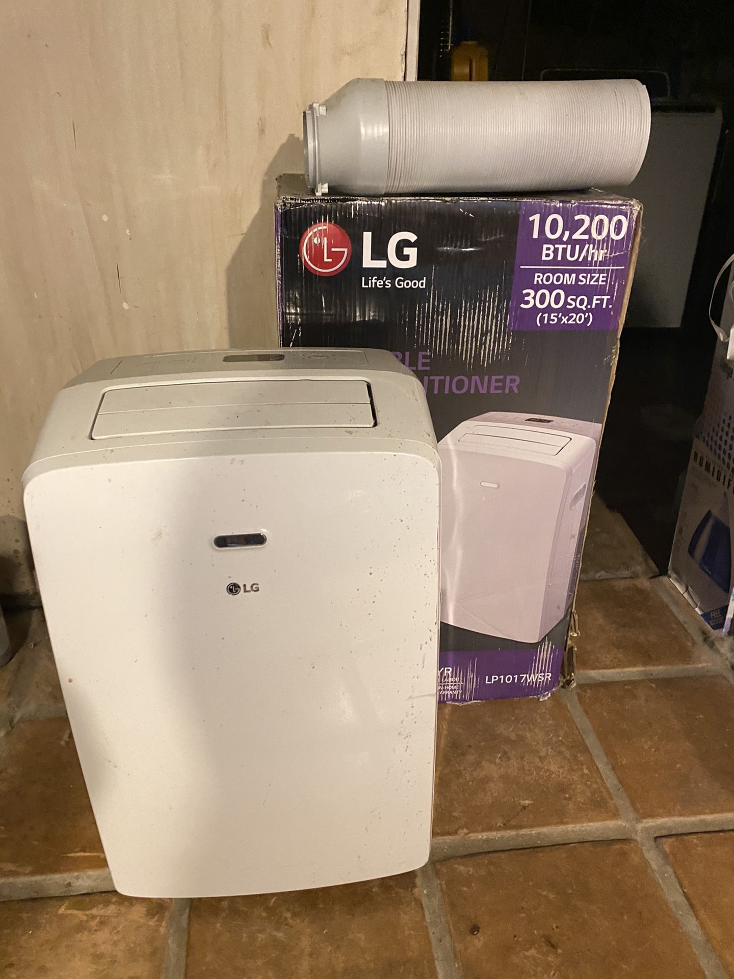 LG portable air conditioner AC (window unit)