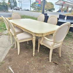 Beautiful  Dining Set  With  6 Chairs 