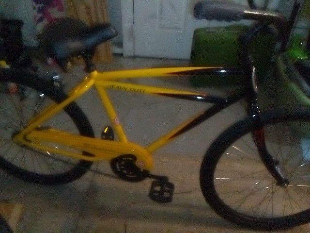 Schwinn Heavy Duty Beach Cruiser