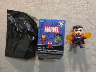 Funko Mystery Minis- Doctor Strange (Marvel Classic) [1 out of 72 odds]