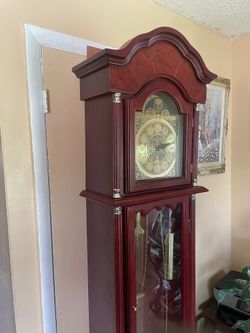 Elegant Vintage Grandfather Clock - Cherry Wood Finish