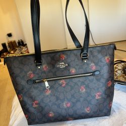 Large Coach Handbag Authentic