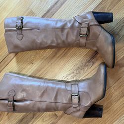 Clarks Boots size 7 