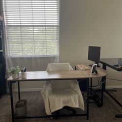 L Shaped Desk! 
