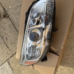 Headlight Chevy Malibu 