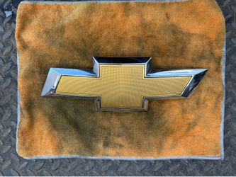 Chevy front grille emblem year model 2020 and up