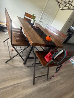 Dining room table