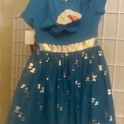 Girl dress size XS 4-5