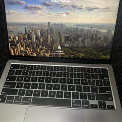 13-Inch MacBook Air With M2 Chip - Space Gray
