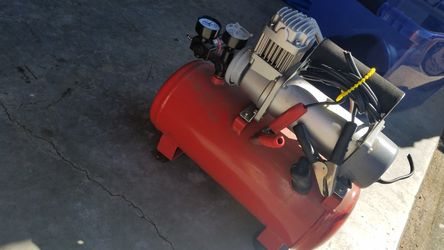 Air compressor