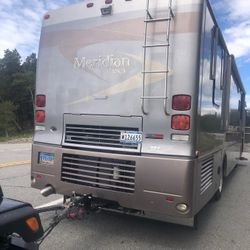 2004 Winnebago Itasca Meridian