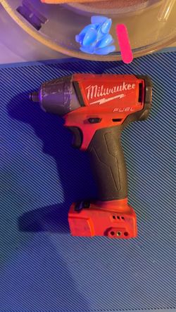 Milwaukee M18 FUEL impact wrench