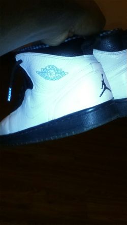Jordans 1s