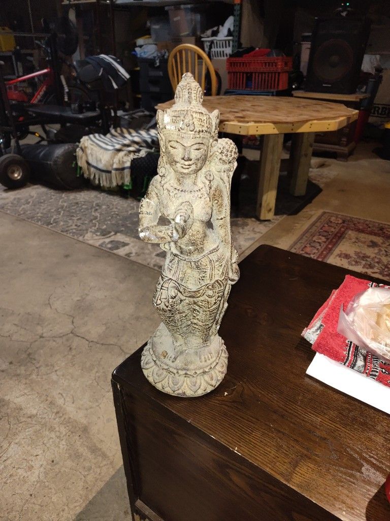 Vintage Budda Stautue
