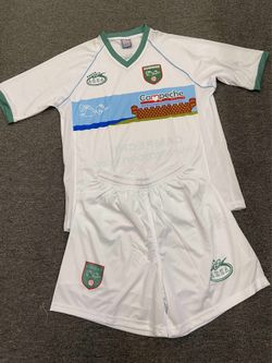 Uniformes arza en especial