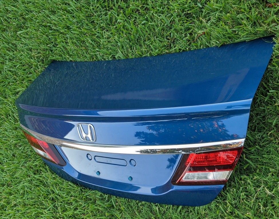 2012-2015 Honda Civic Trunk Lid