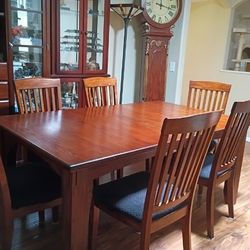 Dining Room Table With 6 Chairs And Two 18in. Expansion Leaves