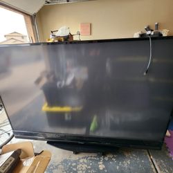 Televisor de proyeccion trasera MITSUBISHI Mod. WD-82837.   82 inches