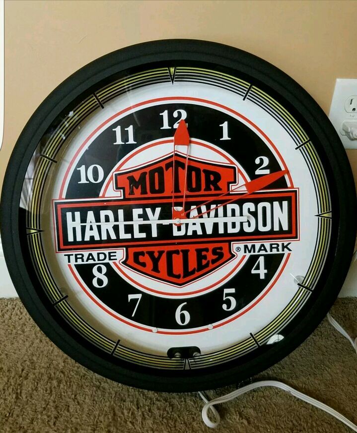 Harley Davidson Motorcycles 20" Bar And Shield Neon Clock HDL-16625