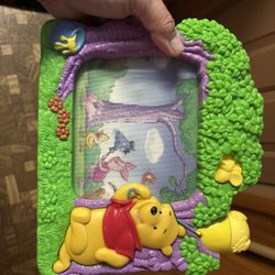 Winnie The Pooh Scrolling Musical TV