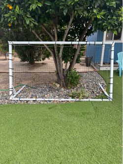 Soccer Rebound Net 8’ 4” x 4’9”