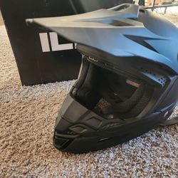 Motocross Helmet XL youth BRAND NEW 