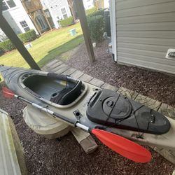 Field and Stream Eagle Talon 12 foot Fishing Kayak. for Sale in Burnsville,  NC - OfferUp