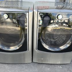 Washer And Dryer Set LG - Mega Capacity