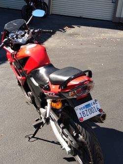 Honda cbr 150 r