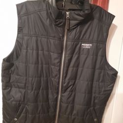 LL Bean Mountain Classic Puffer Vest 