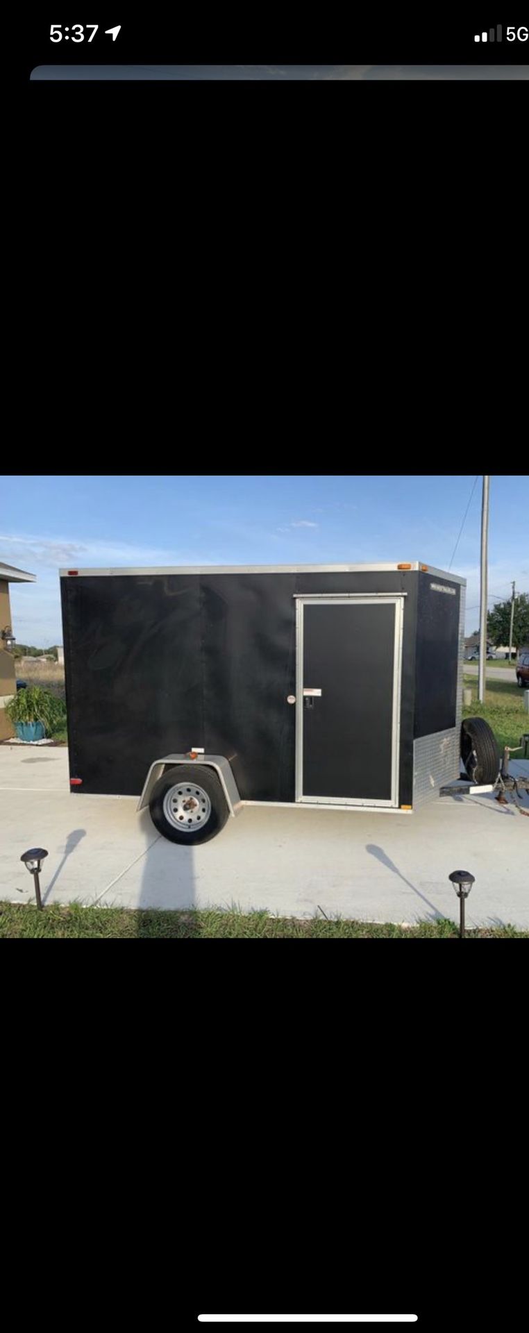 Enclosed trailer