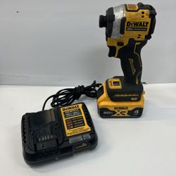Dewalt ATOMIC 20V MAX Cordless Brushless Compact 1/4 in. Impact Driver drill with 20v 4ah large battery & charger 