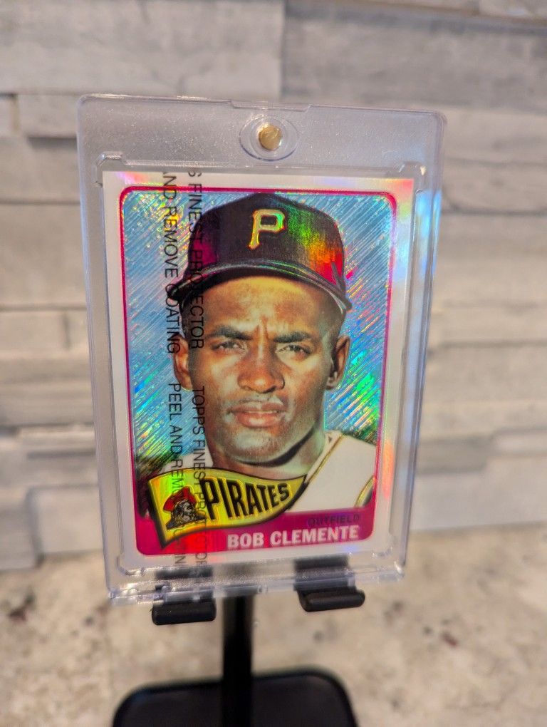 1997 Topps Chrome Refractor #19 Bob Clemente 1965 Commemorative Reprint