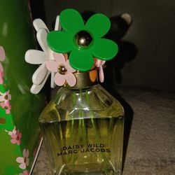 Daisy Wild Marc Jacobs Perfume