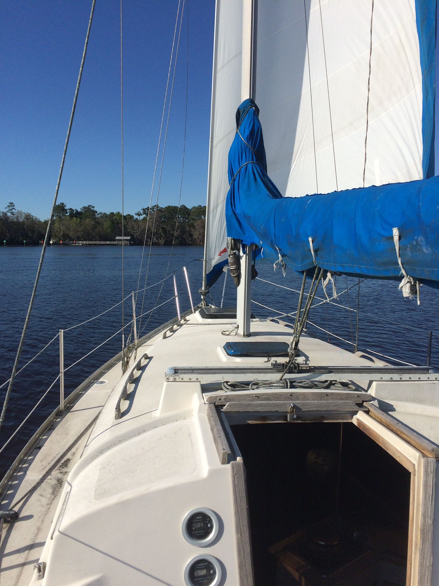 30ft Irwin Sailboat