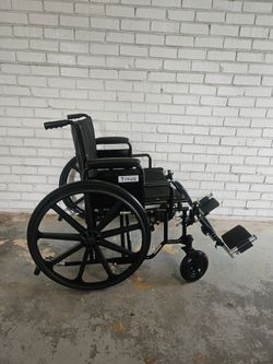 Titus Heavy Duty Proactive Wheel Chair