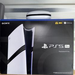BRAND NEW & SEALED Sony - PlayStation 5 Pro Console  W/Extra Pro Controller Used