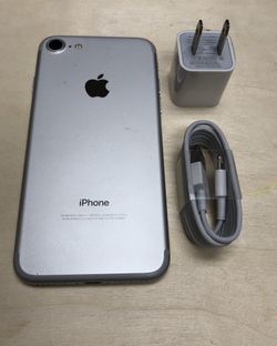 iPhone 7 32GB Factory Unlocked