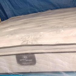 King Size Mattress (Colchón King Size)