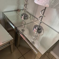 Selling my beautiful mirror tables