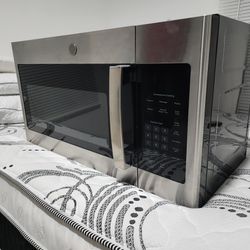 microwave with extractor