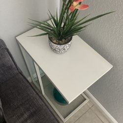 Coffee Table, (2) Accent Chairs  and (2) Side Tables 